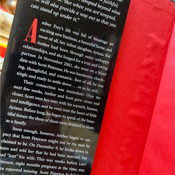 Vintage Hardcover Amber Frey 'Witness' Book - Picture 3 of 4